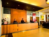 Mallberry Suites Business Hotel 