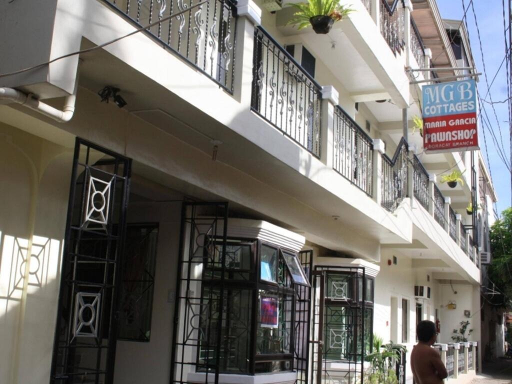 MGB Cottages 2*
