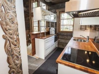 LevinPesa Chalet 