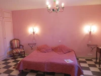 Hotel lOustau 