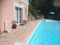 Studio independant dans villa avec piscine a Gap 
