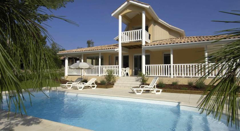 ESTIVEL - Eden Parc Golf 