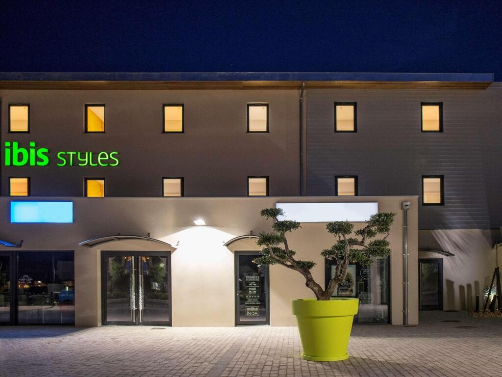Ibis Styles Villeneuve Sur Lot 