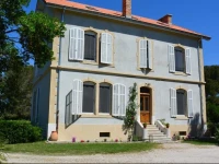Un Nid en Camargue 