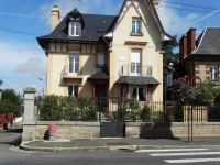 La Bagatelle 