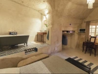 Amboise Troglodyte 