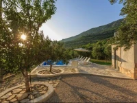 Kristina Holiday Home 