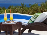 s Oliva Holiday Home 4*