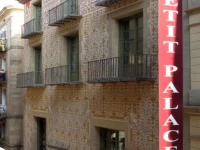 Petit Palace Boqueria Gaudi Hotel 4*