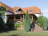 Vorosko apartmanhaz 