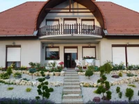 Kati Villa 