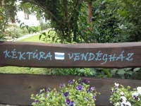 Kektura vendeghaz 