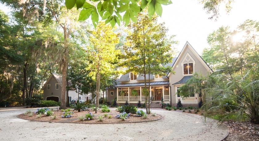 Heron Cove Bed & Breakfast 