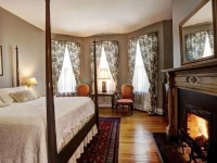 200 South Street Inn 4*