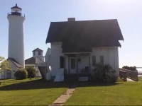 HI - Tibbetts Point Lighthouse Hostel 2*