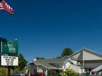 Sierra Sands Family Lodge 