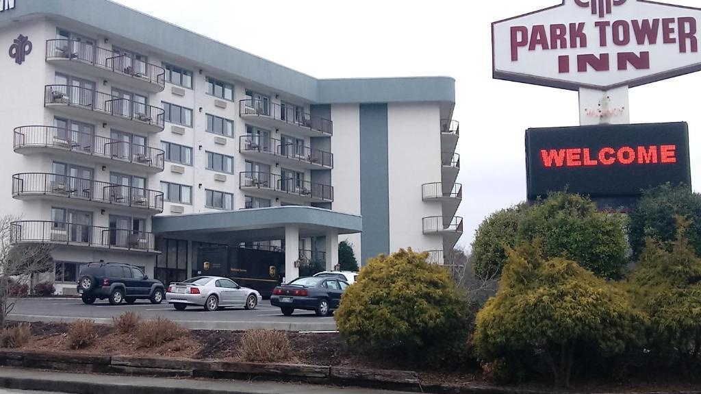 Park Tower Inn 