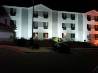 BEST WESTERN PLUS Gardena Inn &amp; Suites 