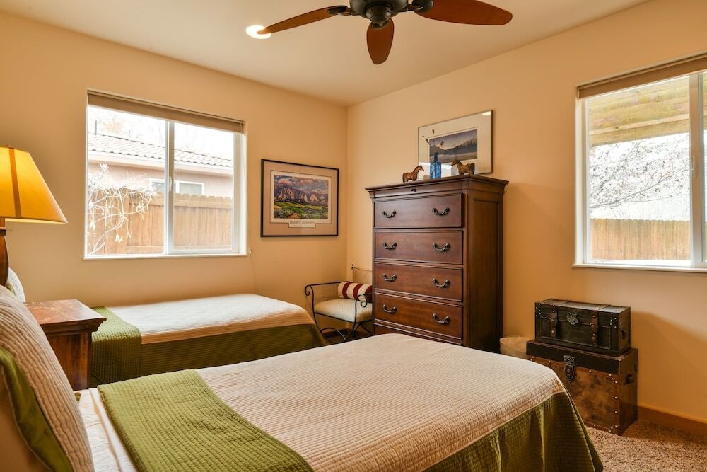 Cottonwoods 415 