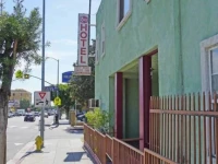 Hollywood Roxy Hotel 