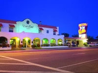Dow Villa Motel 