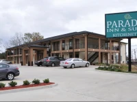 Paradise Inn & Suites 