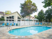 Somerset Inn & Suites 2*