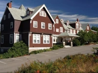Cleftstone Manor 3*