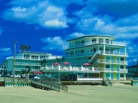 Paradise Oceanfront Resort 3*