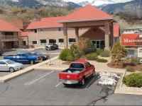 Magnuson Hotel Manitou Springs 