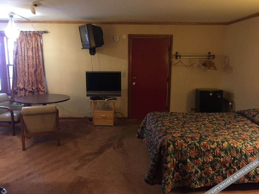 Du Wayne Motel 