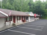 Luzerne Court Motel 