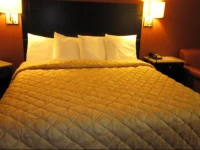 Red Carpet Inn and Suites Monmouth Junction 2*