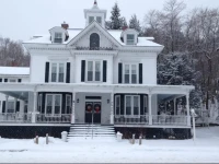 Center Harbor Sutton House B & B 3*