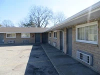 Glo Motel 1*