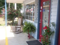 Eureka Suites 2*