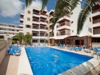 Poseidon I Apartments  2*