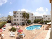 Playa Grande Apartments 3*