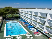 Sarah Hotel 3*