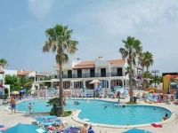 ROC Oasis Park Apartments 3*