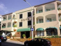 Royal Apartments 2*
