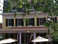 State House Inn 3*