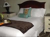 The Dilworth Inn & Suites 