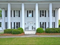 Stone Mountain Manor 