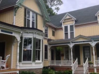 Glen Avenue Suites 