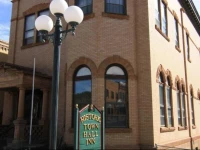 Town Hall Inn 