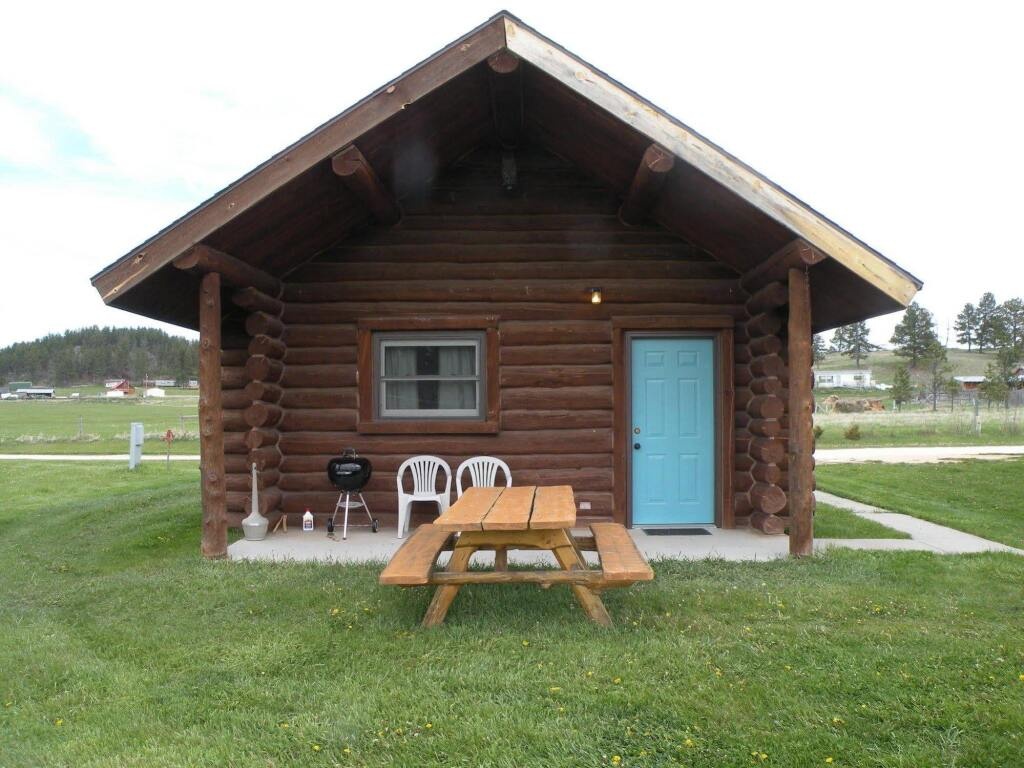 Gold Camp Cabins 