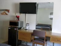 Inn Town Motel 