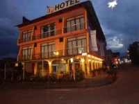 LF Hotel 3*