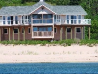 Eagles Perch Beach House 